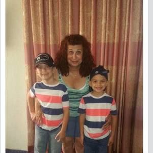 Meet your Posher, Rosalie